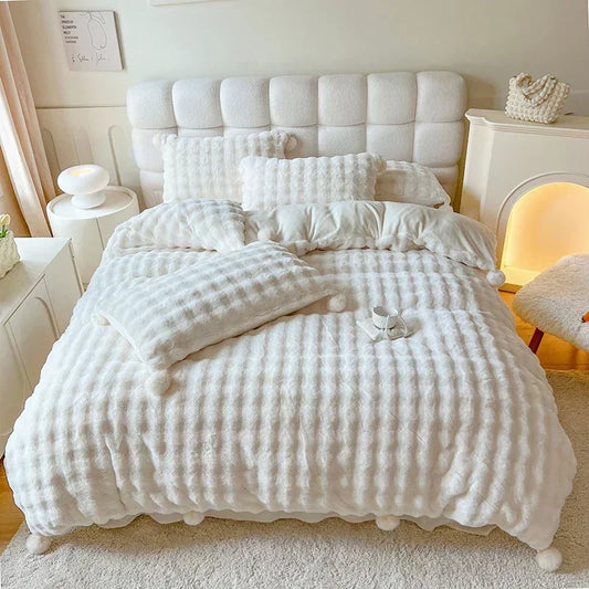 High-end Tuscan Faux Fur Warm Autumn Winter Bedding Set White Thickend Warmth Double Duvet Cover Set Cozy Comforter Cover Sets